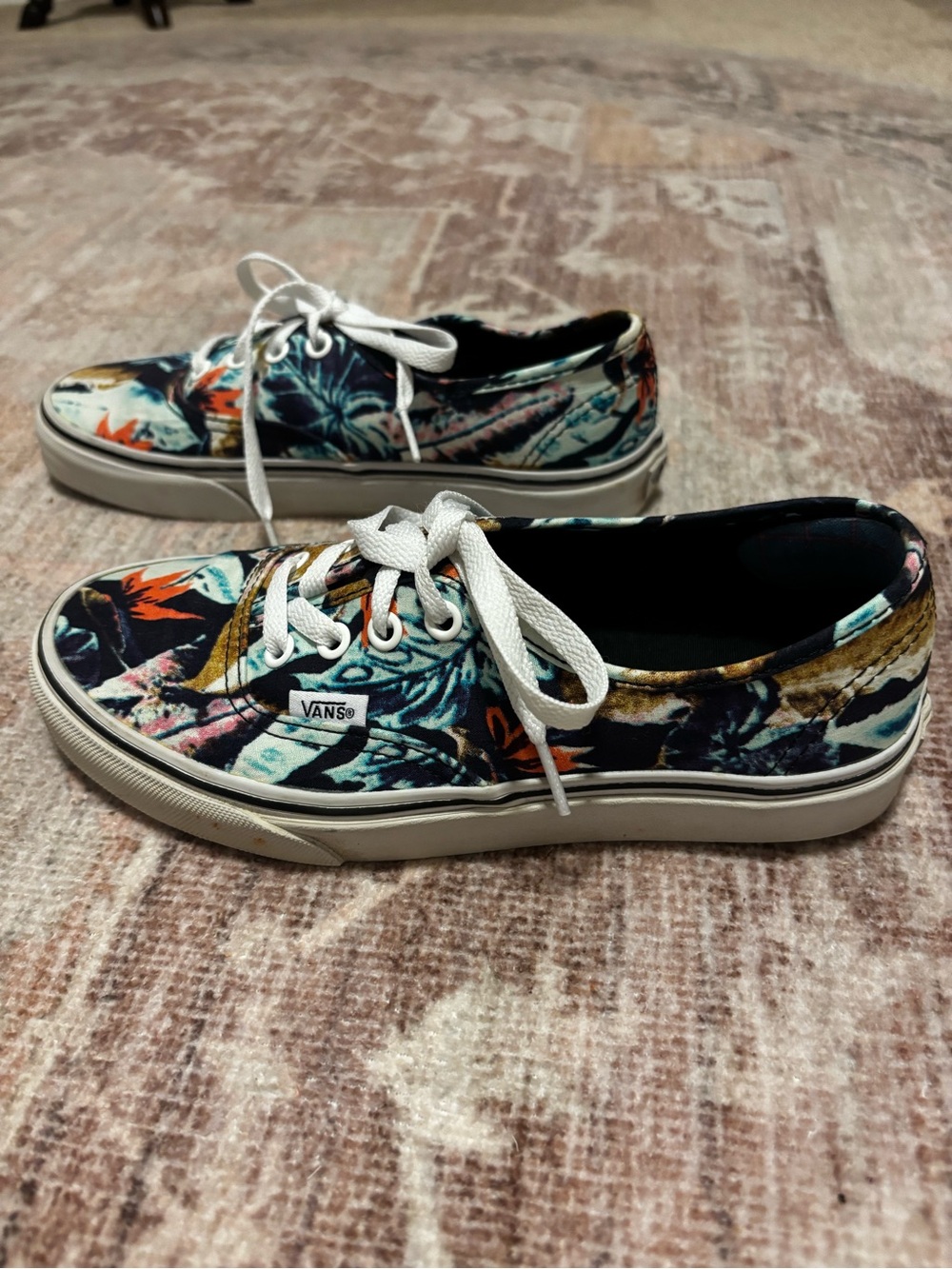 Vans Floral Canvas Lace-Up Sneakers - Womens Black/Multi, size 6